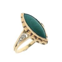 18-karat gold women's ring with malachite and diamonds | 0.04 ct.