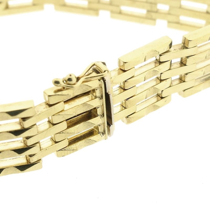 Image 4 of Gold tank link bracelet
