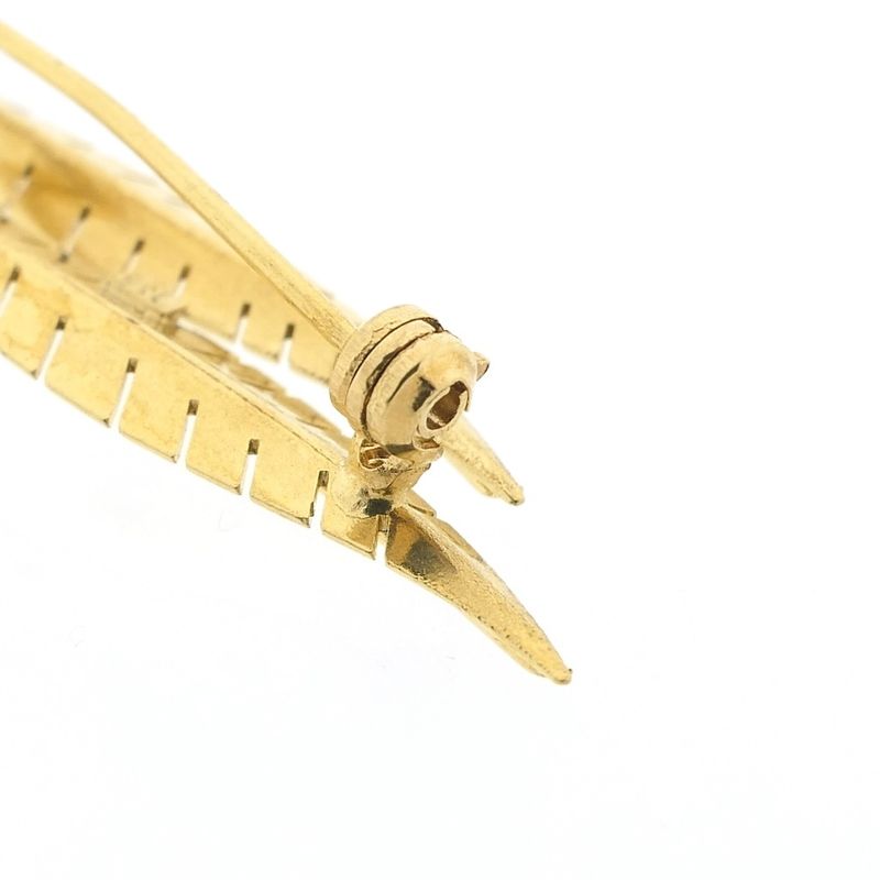 Image 3 of Gold feather brooch with pearl