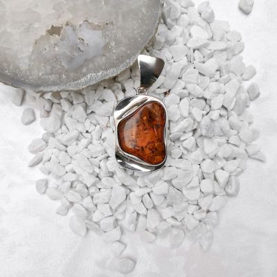 Image 2 of Silver pendant with amber