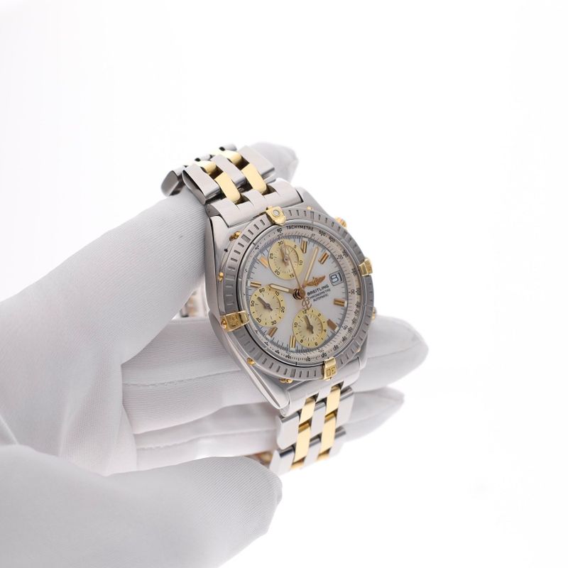 Image 11 of Breitling Chronomat Chronograph 'Mother of Pearl' B13352; Automatic Men's Watch