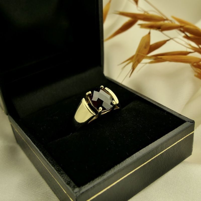 Image 2 of 9K Garnet Ring | Vintage