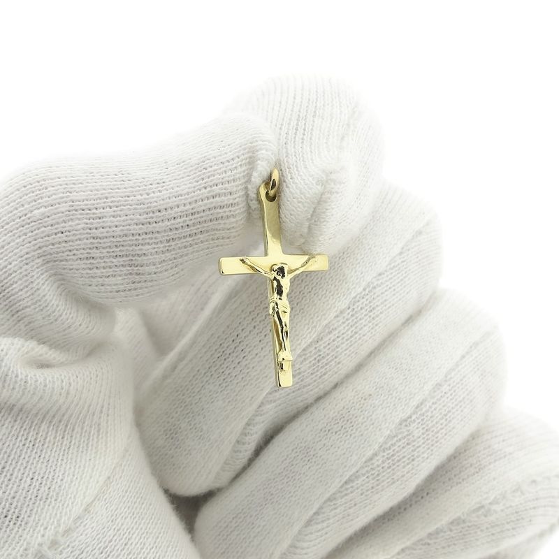 Image 2 of Gold pendant of a cross with corpus