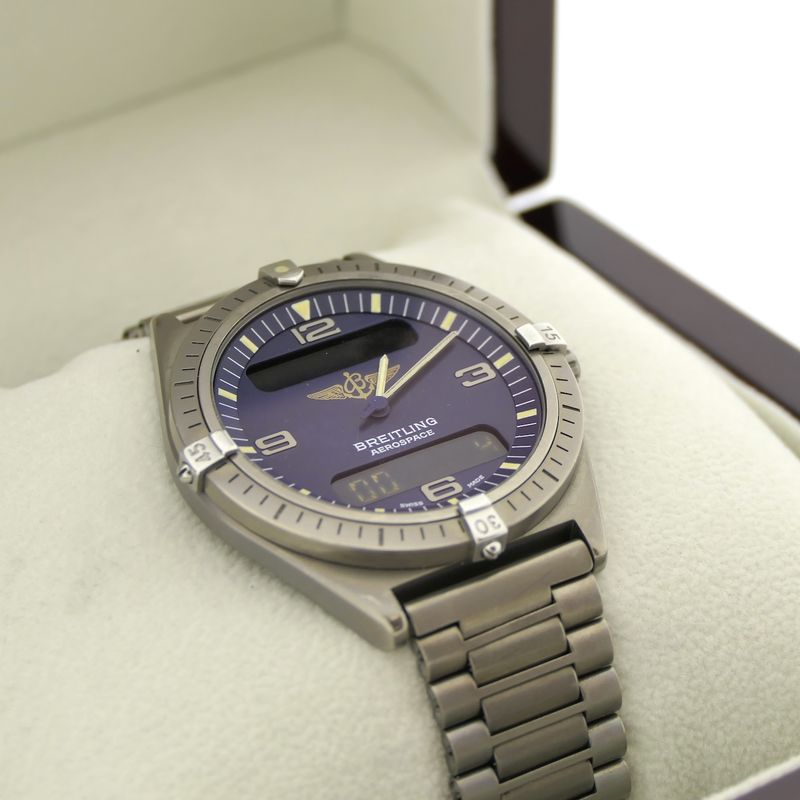 Image 17 of Breitling Aerospace E56060; Analog/digital men's watch