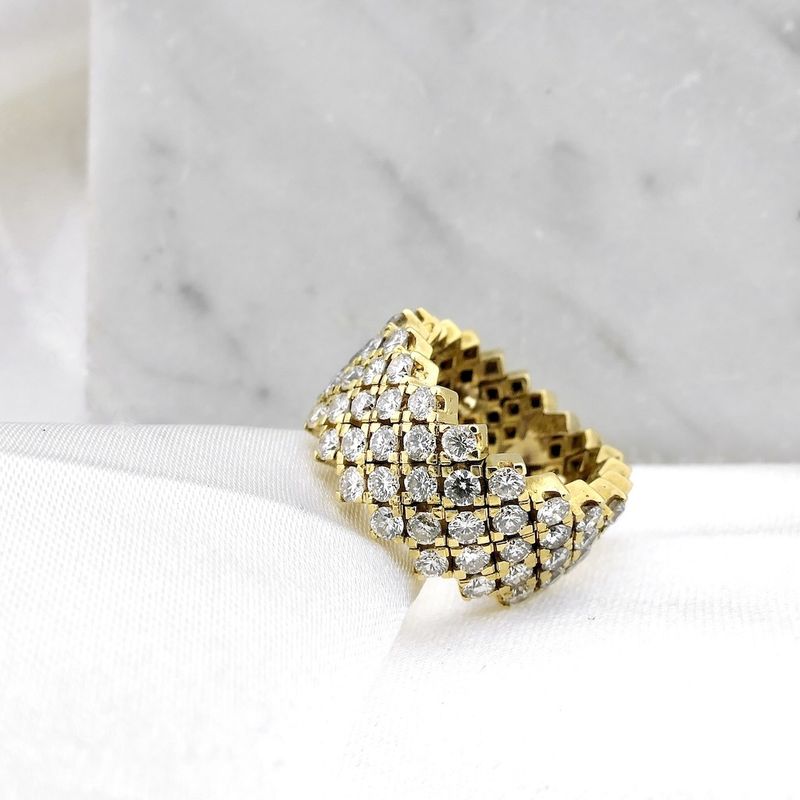 Image 7 of Gold link ring with diamonds