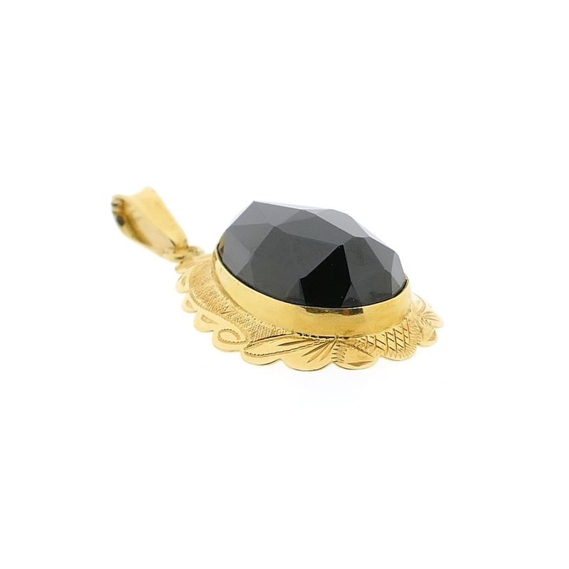 Image 7 of Vintage gold pendant with garnet.
