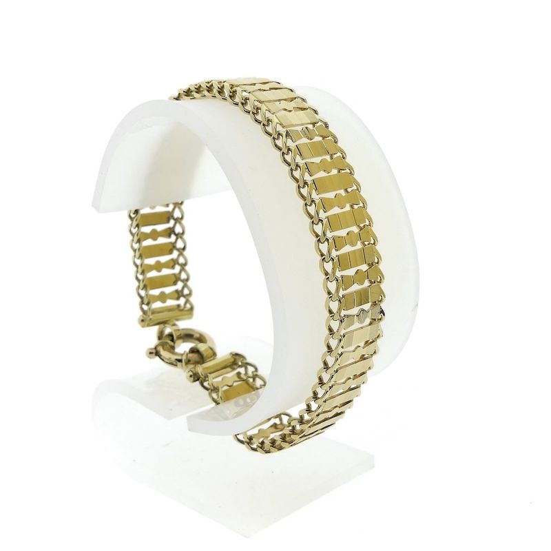 Image 6 of Vintage gold link bracelet