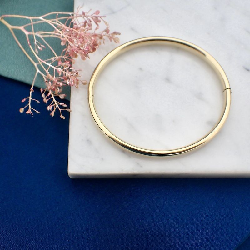 Image 2 of Gold smooth slave bracelet; Size M