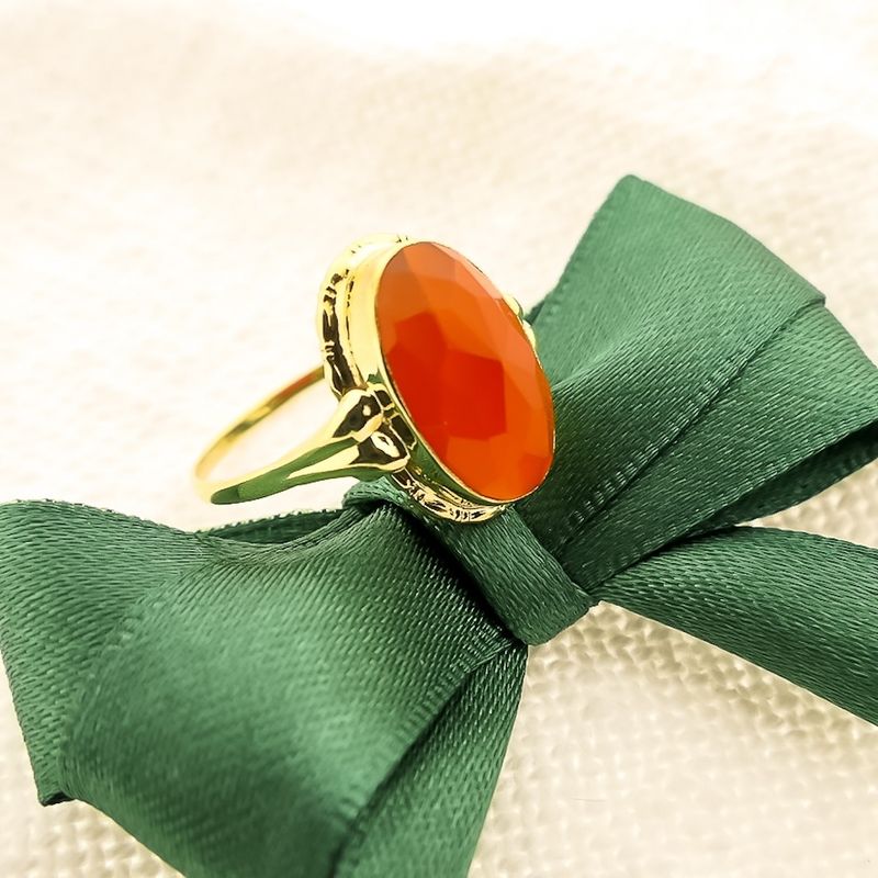 Image 2 of Vintage gold ring with carnelian