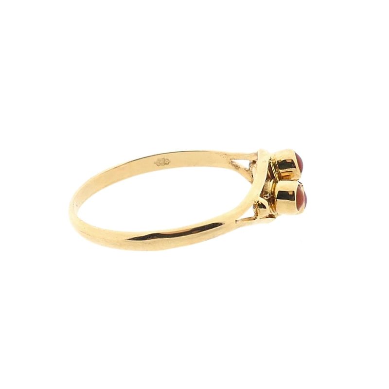 Image 5 of Vintage gold ring with blood coral