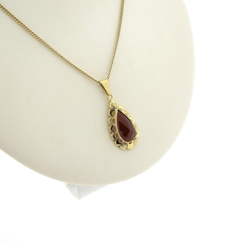 Image 8 of Vintage gold pendant with carnelian