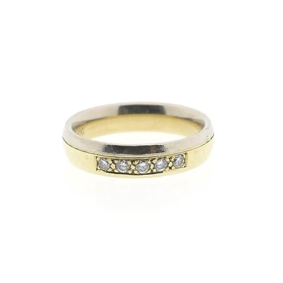 Two-tone gold ring with diamond; 0.20 ct. Image 2 of Two-tone gold ring with diamond; 0.20 ct.