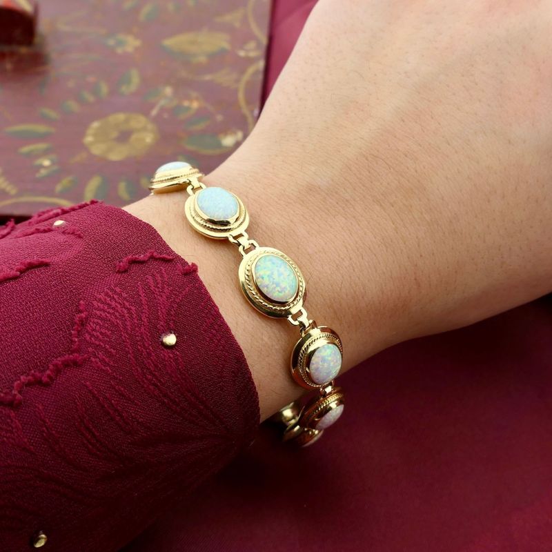 Image 4 of Gold bracelet with opal