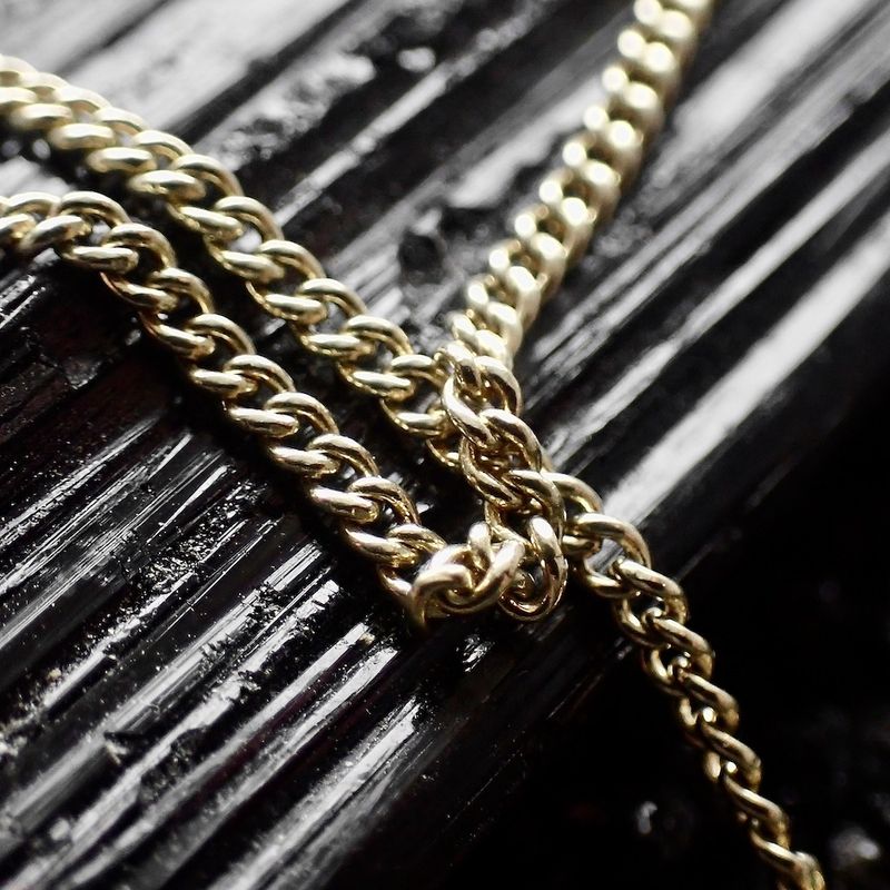 Image 4 of Gold gourmet link necklace | 43 cm