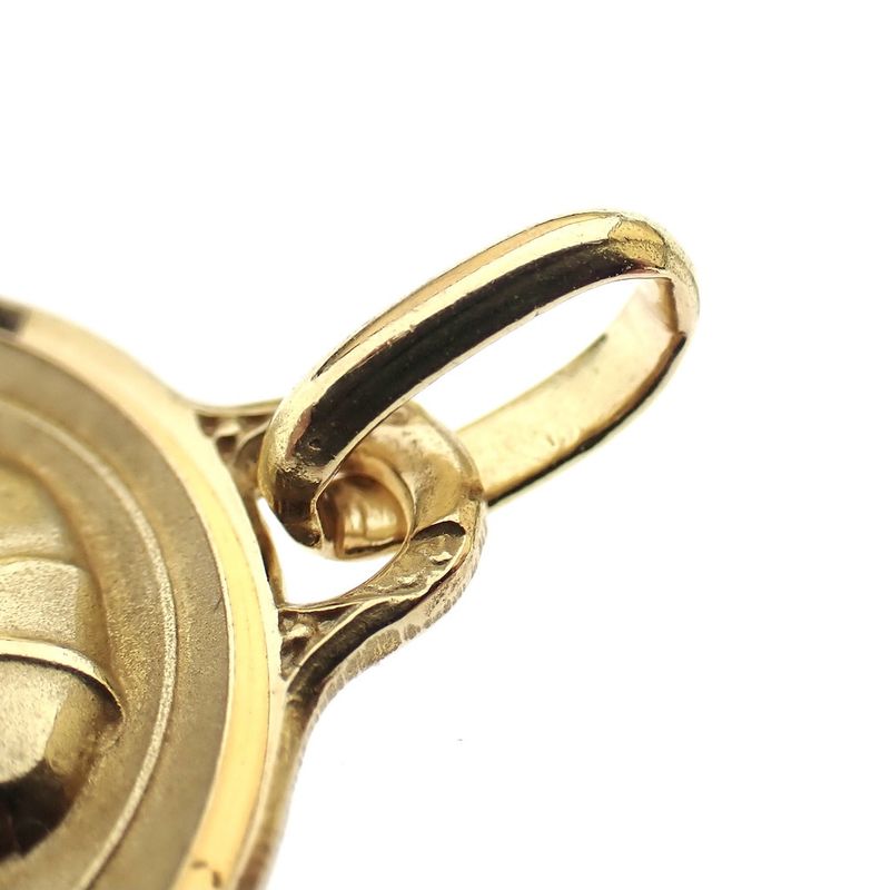 Image 6 of 18 carat gold coin pendant of Mary