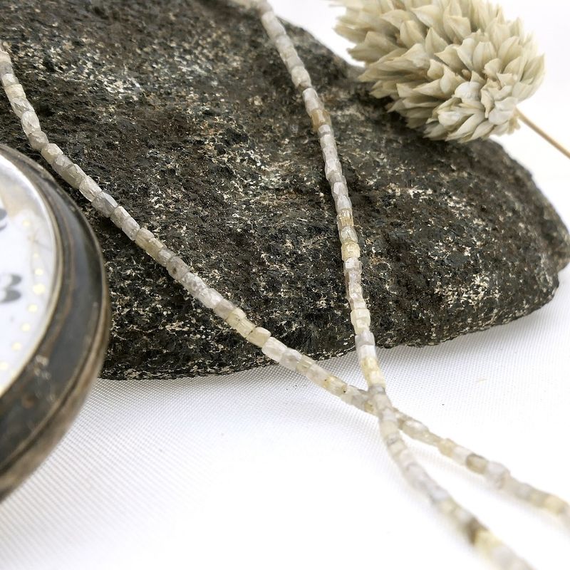 Image 11 of Uncut diamond bead necklace with gold clasp