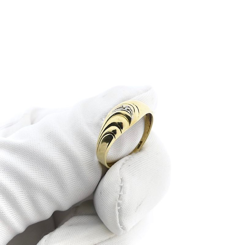 Image 8 of Gold croissant ring with diamond; 0.005 ct.