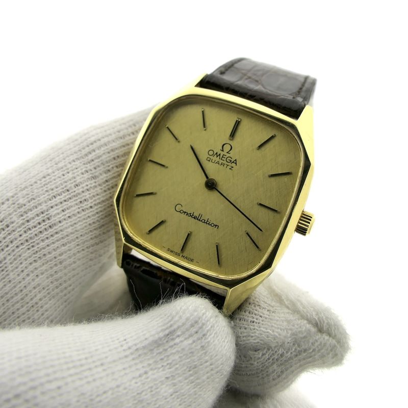 Image 7 of Omega Constellation; Vintage 18k gold men's watch with a linen dial