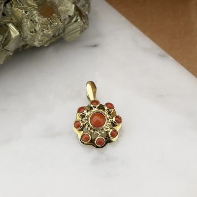 Image 2 of Gold pendant with red coral | Vintage