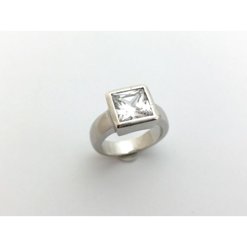 Image 1 of Silver ring; brand ZINZI | Size 17