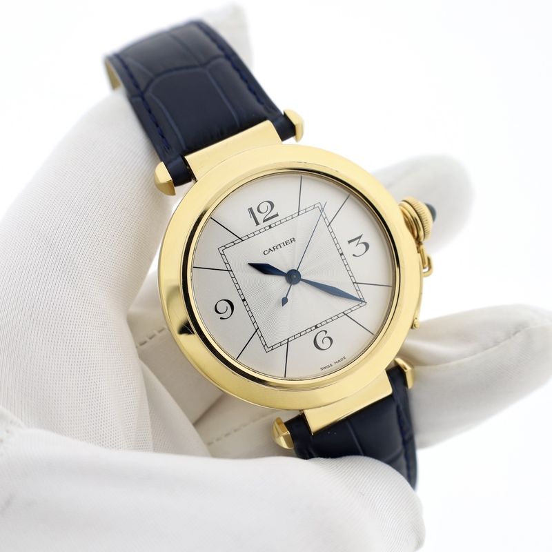 Image 13 of Cartier Pasha De Cartier 2726 W3018651; 18k gold men's watch
