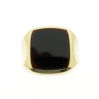 Image 2 of Gold signet ring with brown carnelian