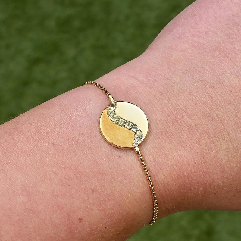 Image 2 of Adjustable bracelet with yinyang image