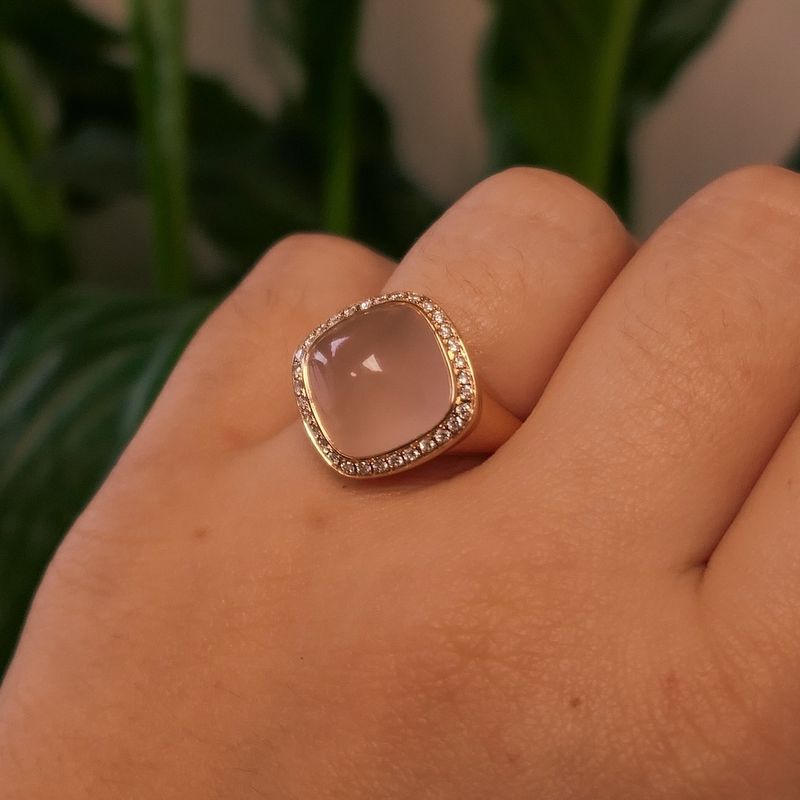 Image 9 of Gold ring set with rose quartz and diamonds; Tirisi