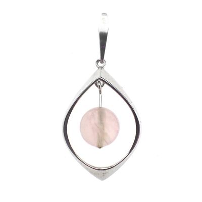 Image 1 of Silver pendant with rose quartz