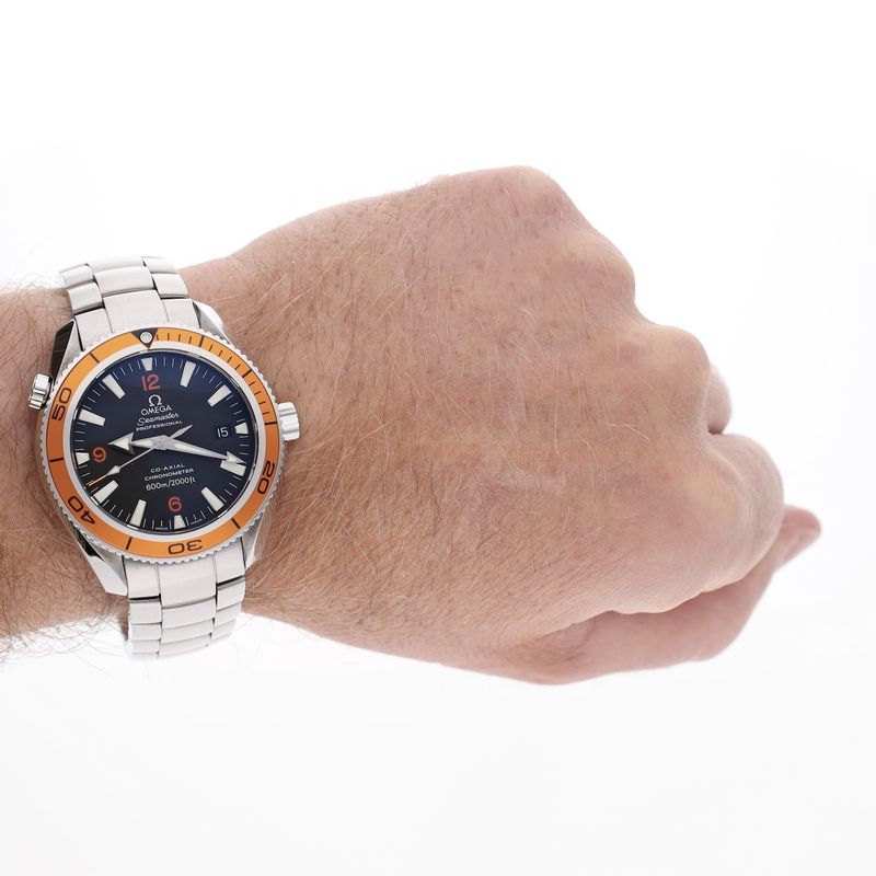 Image 19 of Omega Seamaster Planet Ocean 42mm 2209.50.00; Automatic men's diving watch