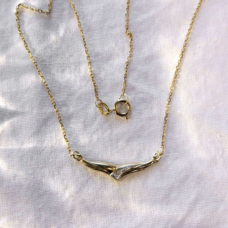 Image 2 of Gold anchor link necklace with a fixed pendant; diamond 0.005 ct. | 43.5 cm