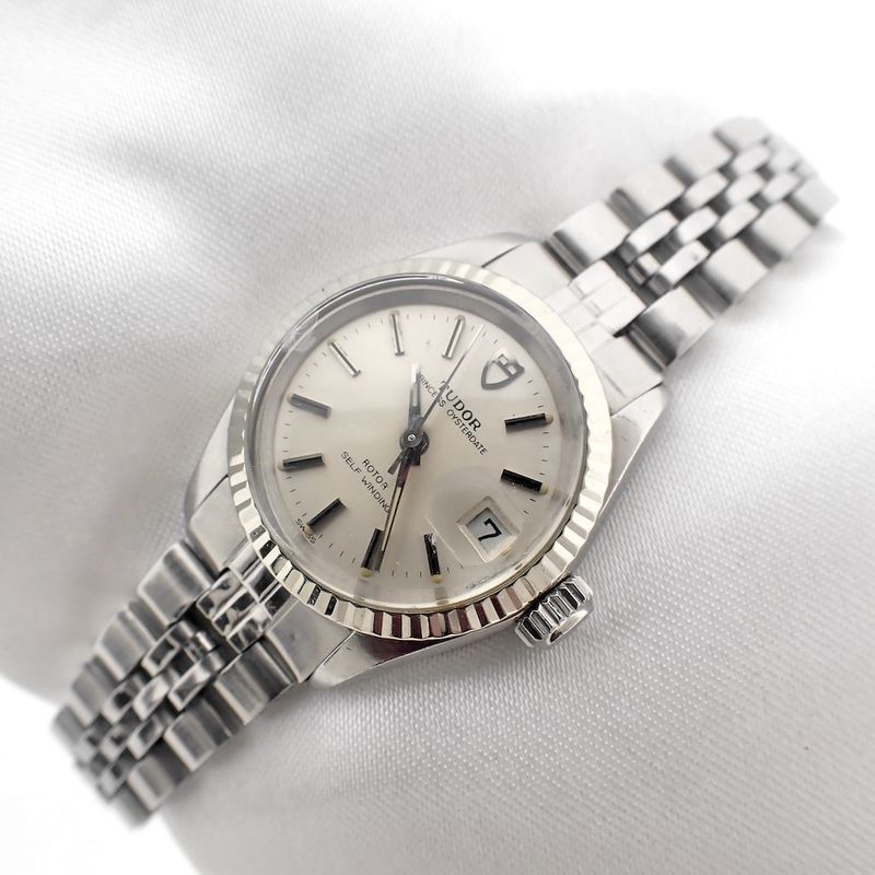 Image 7 of Tudor Princess Oysterdate; Automatisch dames horloge met witgouden bezel