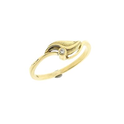 Image 1 of Gold ring with diamond; 0.015 ct.