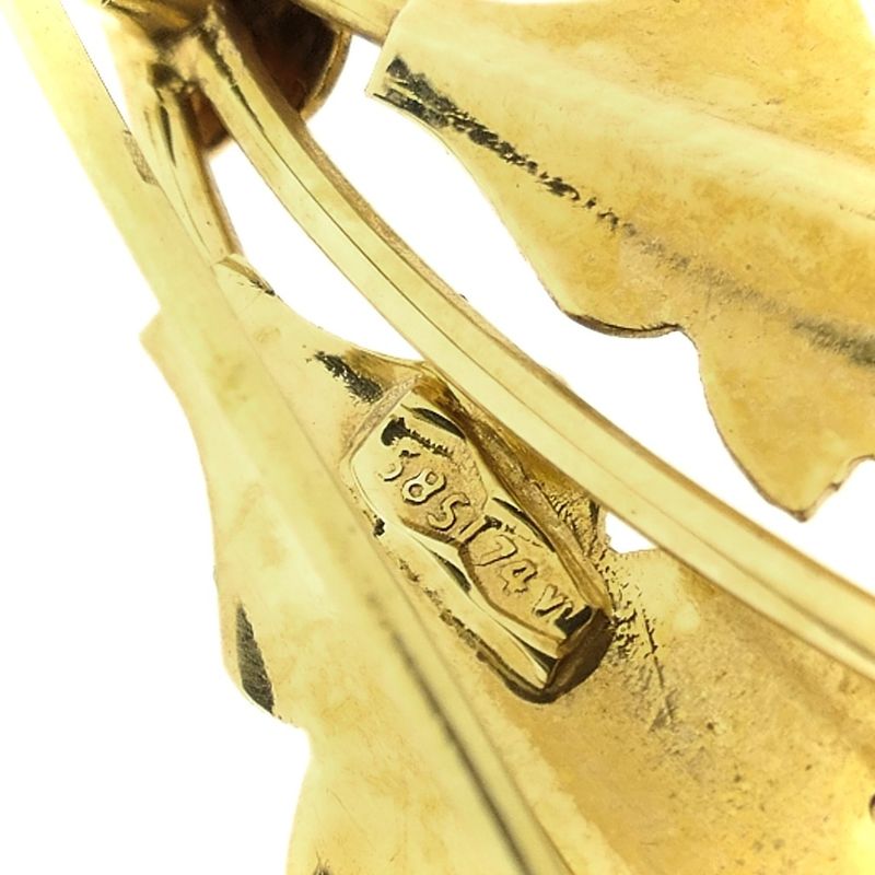 Image 8 of Gold Art Nouveau brooch with garnet.