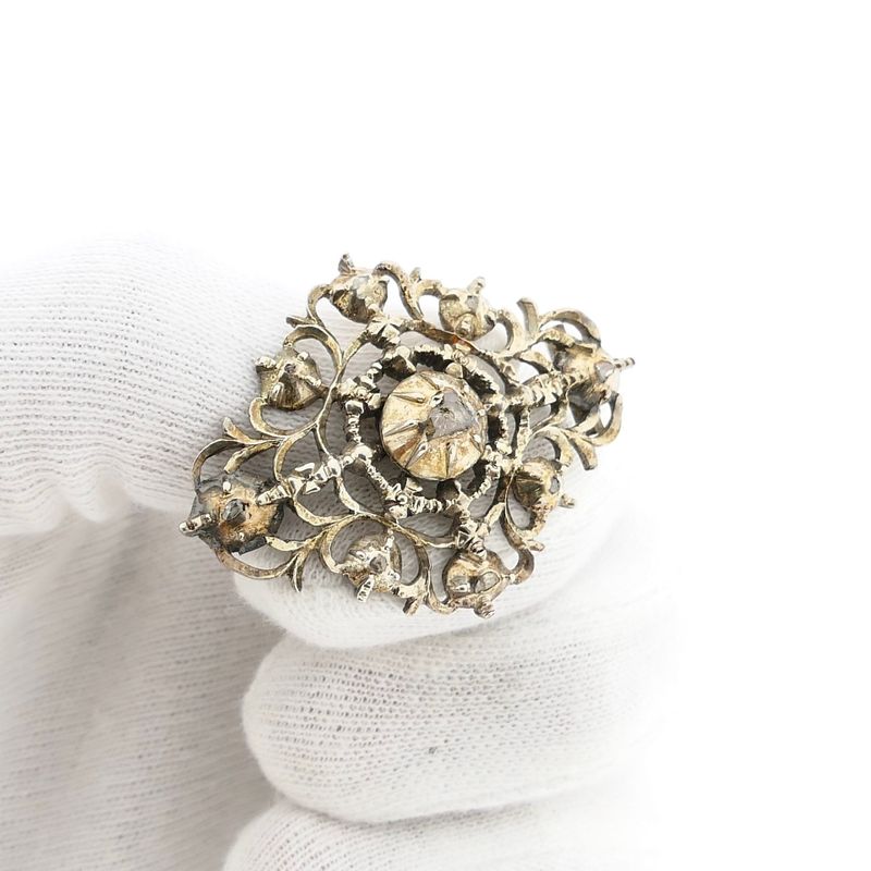 Afbeelding 10 van Zilveren Art-Nouveau broche gezet met roos geslepen diamanten