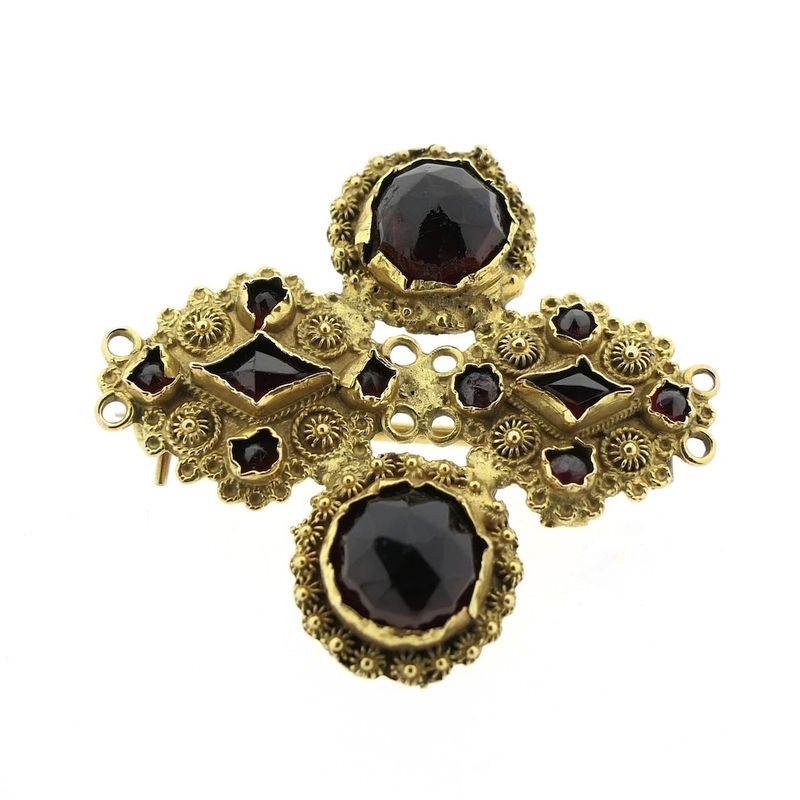 Image 1 of Antique gold brooch with garnet