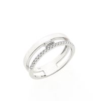 White Gold Ring with Diamond; 0.25 ct.; 14 Karat; Size 16.75