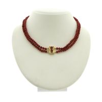 Blood coral bead necklace with gold clasp; Antique | 37 cm