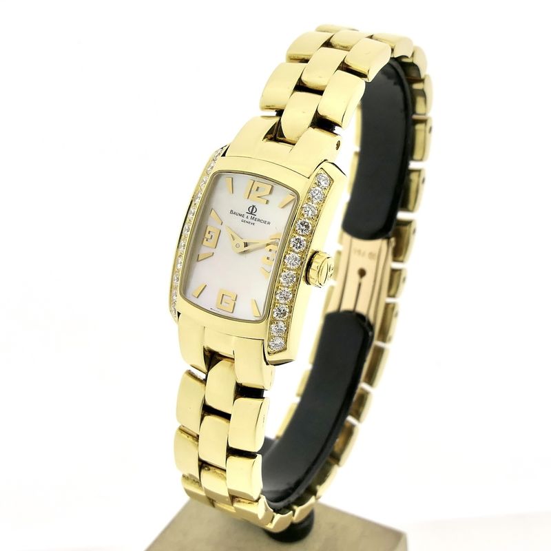 Image 2 of Baume & Mercier Hampton Milleis 65370; 18k gold women's watch with diamonds