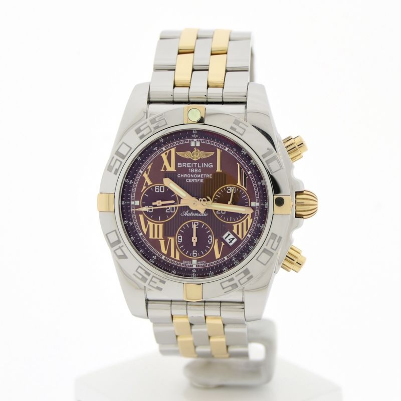 Image 18 of Breitling Chronomat 44 IB0110; Automatic gold/steel men's watch