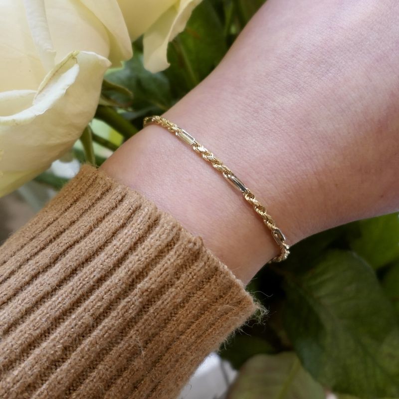 Image 11 of Bicolor gold Figarope bracelet; Cento group | 16.5 cm