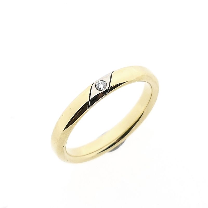 Image 1 of Bicolor Gold Wedding Ring with Diamond; 0.02 ct.