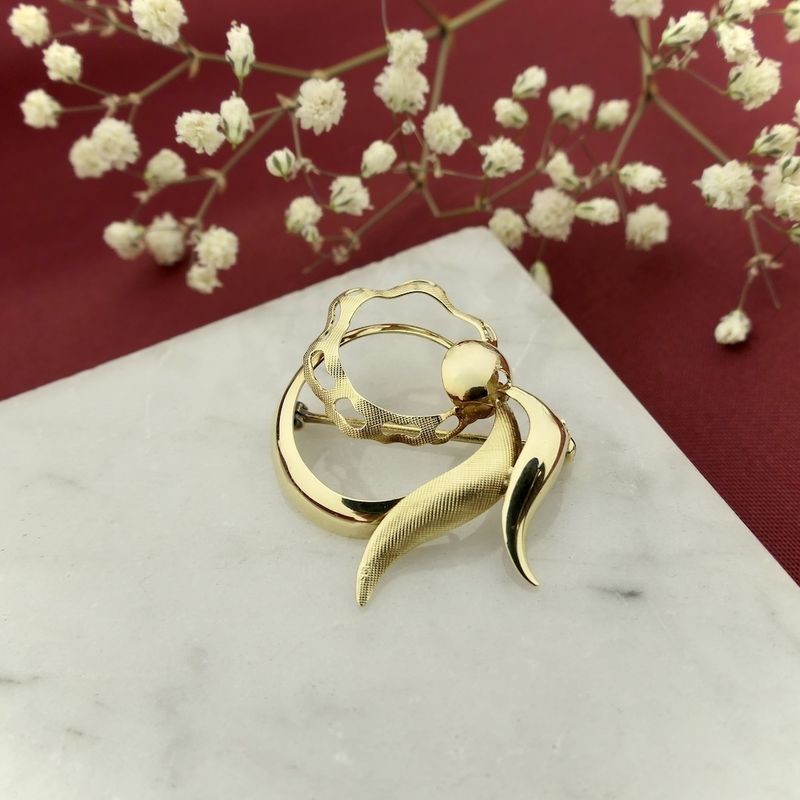 Image 2 of Vintage gold abstract brooch