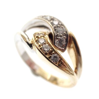 Two-tone gold ring with diamonds; 0.16 ct. Image 1 of Two-tone gold ring with diamonds; 0.16 ct.