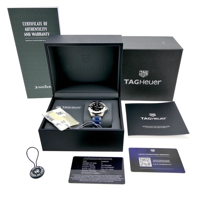 Image 4 of Tag Heuer Aquaracer Automatic WBD2312.BA0740; Automatic ladies watch with diamonds