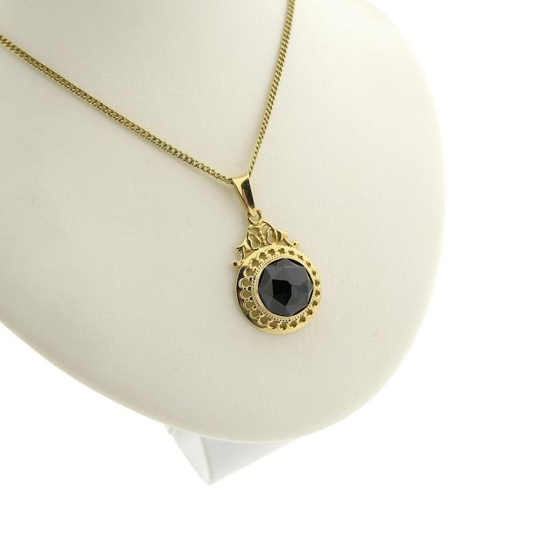 Image 9 of Vintage gold pendant with garnet