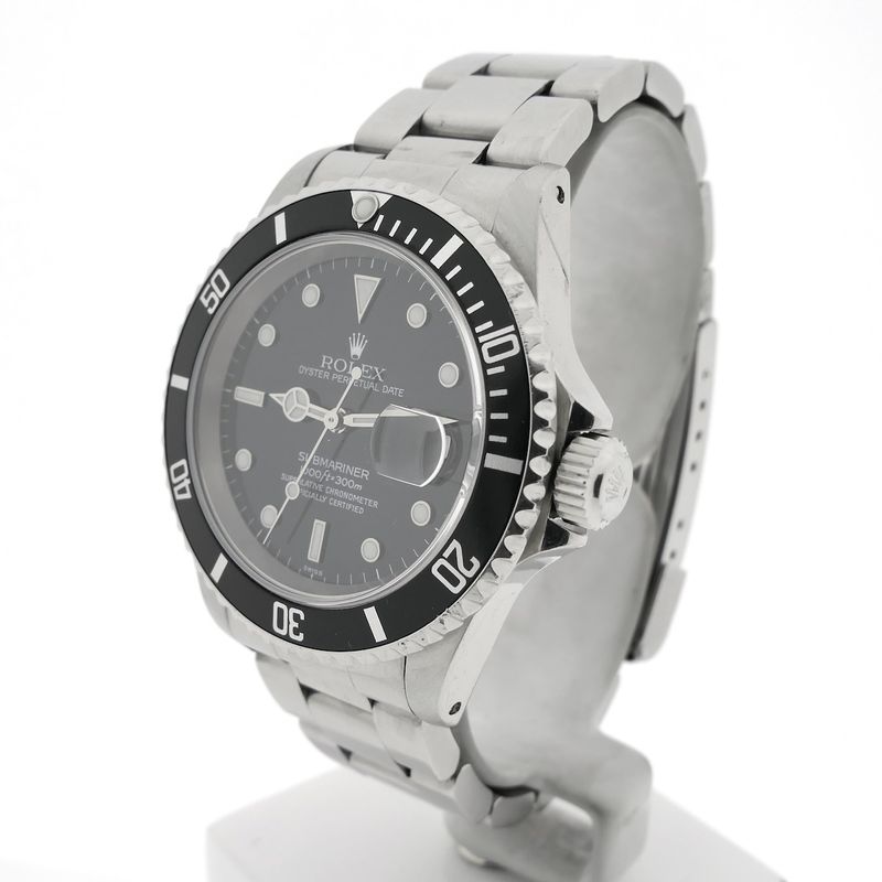 Image 2 of Rolex Submariner 16610 'Swiss Only'; Men's diving watch in full set