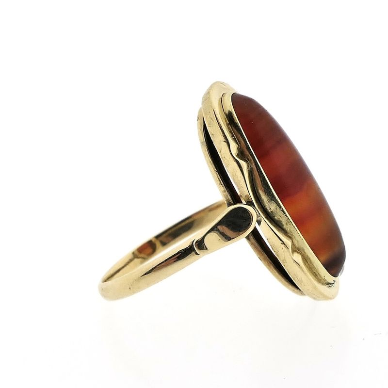 Image 6 of Vintage gold ring with carnelian bandagate