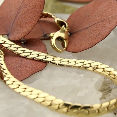Gold flat gourmet link bracelet | 20 cm Image 2 of Gold flat gourmet link bracelet | 20 cm