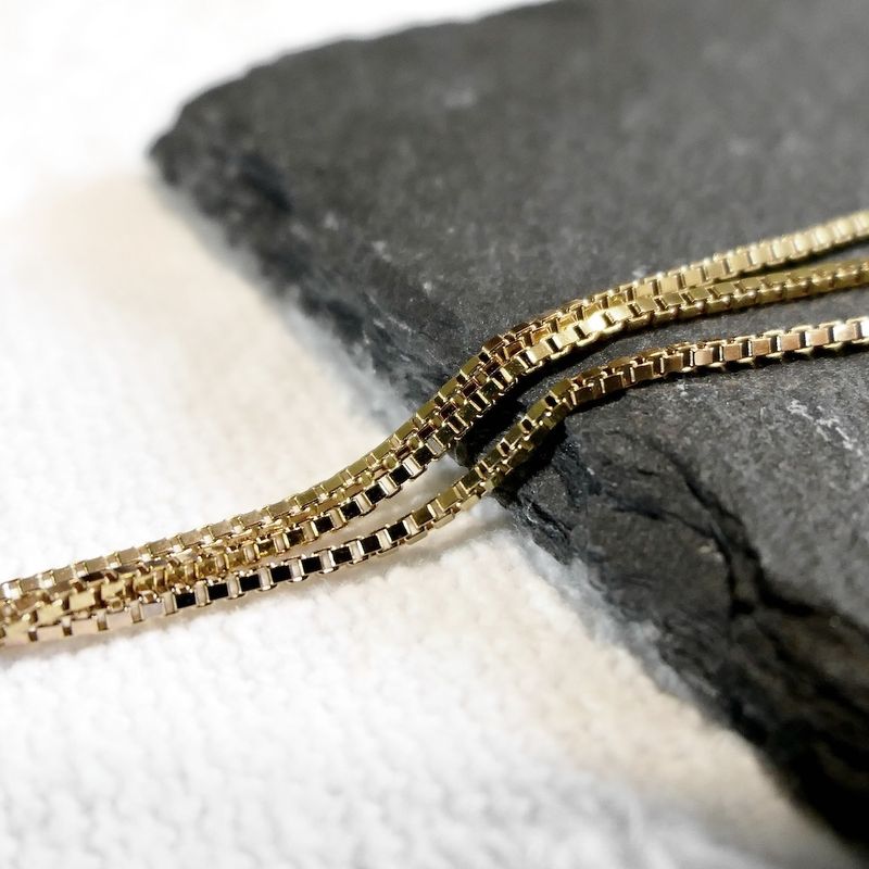 Image 2 of Golden Venetian link chain | 45 cm